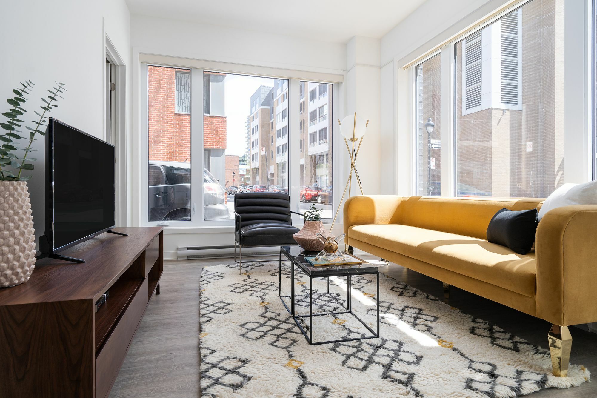 Colorful 1Br In Quartier Des Spectacles By Sonder Apartment Montreal Luaran gambar