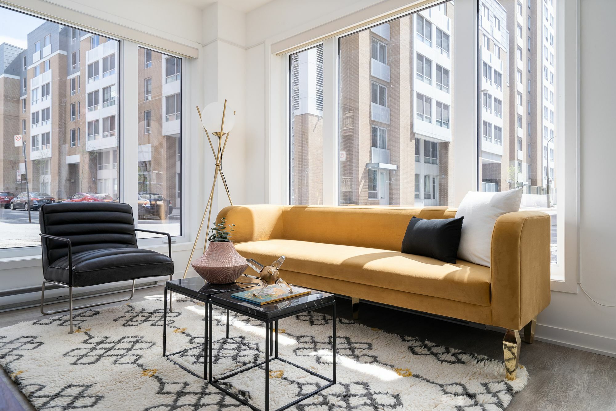 Colorful 1Br In Quartier Des Spectacles By Sonder Apartment Montreal Luaran gambar